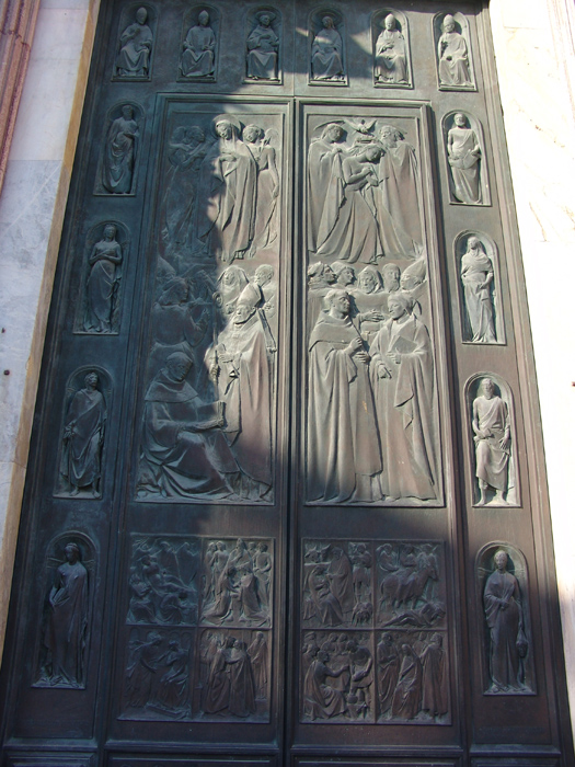 138 Duomo Door